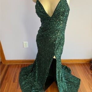 Elegant Asymmetrical Green Sequin Dress